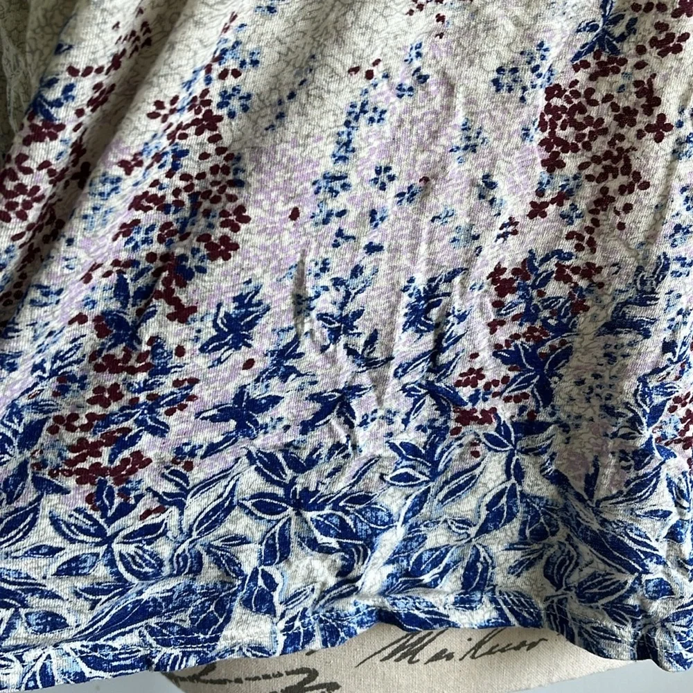 Lucky Brand Cream and Blue Floral Blouse - Picture 4 of 9